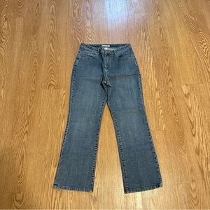 Chico's Platinum Denim Quartz Jeans Women’s  Size 1 Short Straight Leg